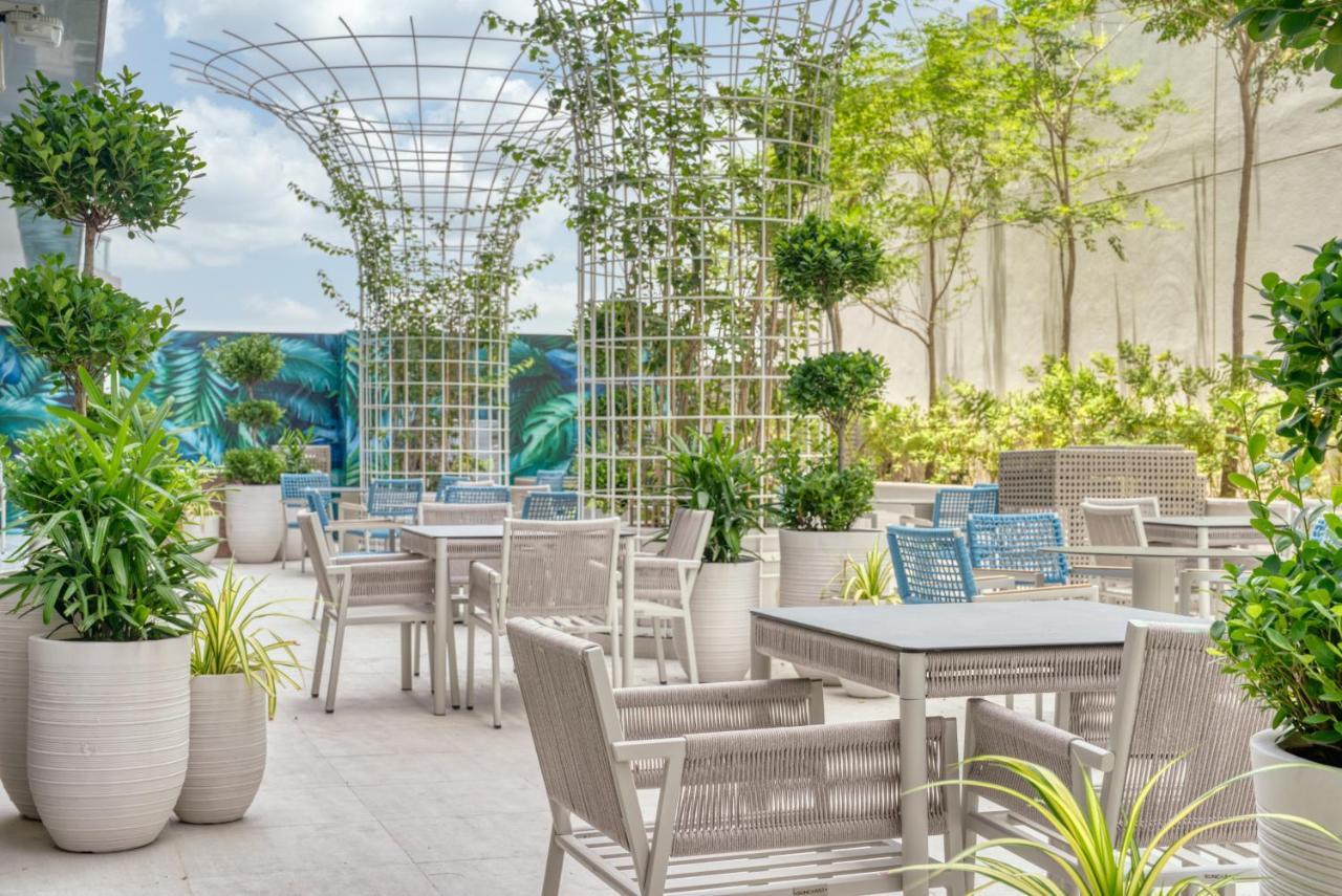 The First Collection Dubai Business Bay酒店 外观 照片 Rooftop terrace